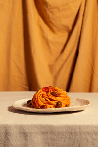 Archipel | Spaghettoni alla Puttanesca für 18 bis 20 Uhr.