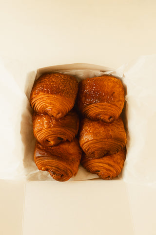 Albatross Catering | 6 x Pains au Chocolat Schachtel