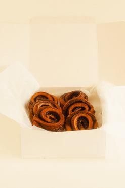 Albatross Catering | 6 x Cinnabon Box